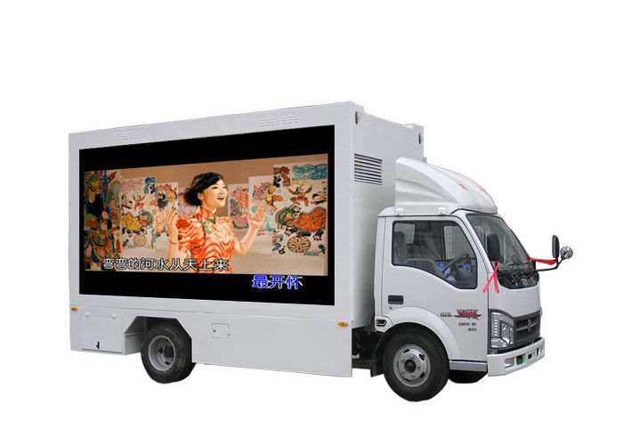 China Van de commerciële LEIDENE Digitaal Aanplakbord 5mm de Kleur Grayscale Vrachtwagenvertoning van de Pixelhoogte 14bit fabriek