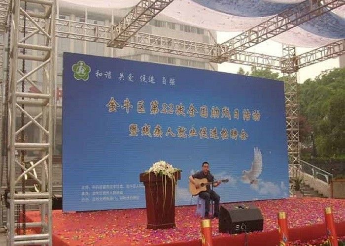 China 6000cd de Huur van LEIDENE van het helderheidsstadium Openlucht 5mm het Pixelhoogte Vertonings1r1g1b Volledige Kleur fabriek